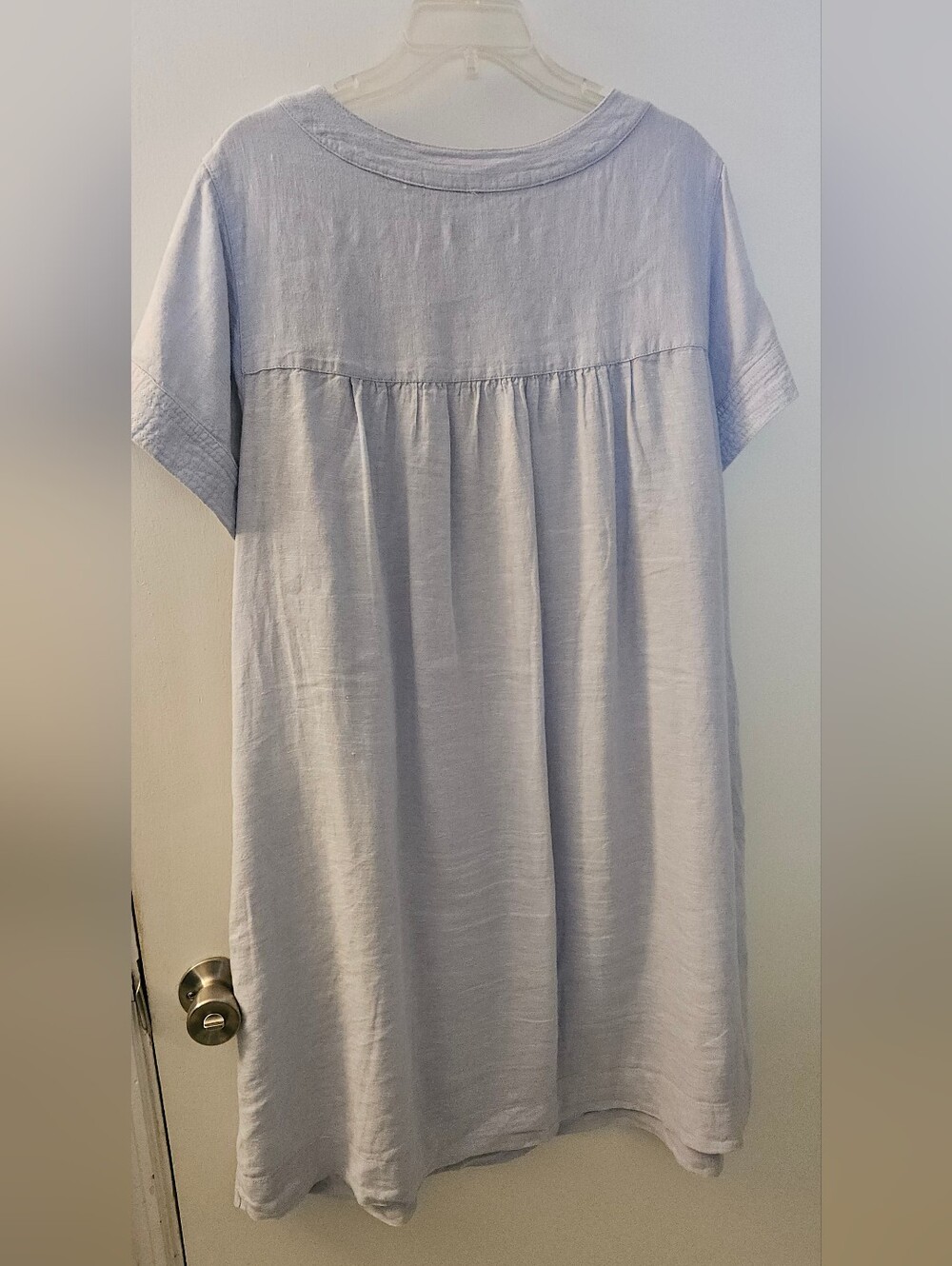 Tahari Pale Blue V-Neck Short Sleeve Tunic Dress - Picture 2 of 6